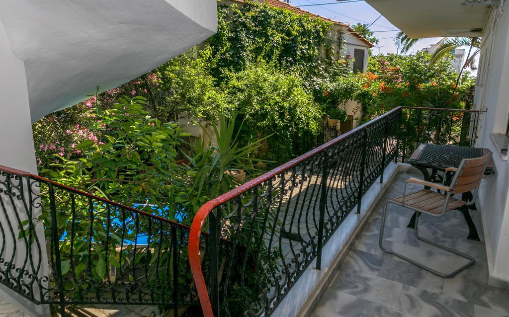 Pension Aldebaran Hotel โปตอส ภายนอก รูปภาพ