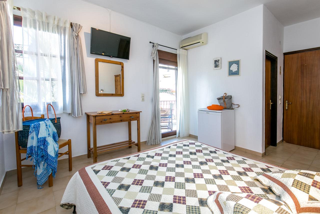 Pension Aldebaran Hotel โปตอส ภายนอก รูปภาพ