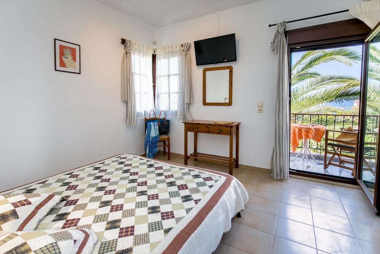 Pension Aldebaran Hotel โปตอส ภายนอก รูปภาพ