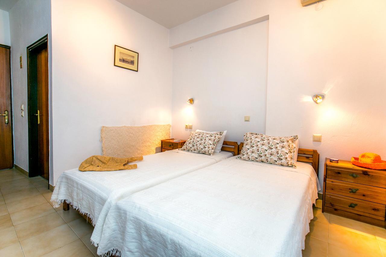 Pension Aldebaran Hotel โปตอส ภายนอก รูปภาพ
